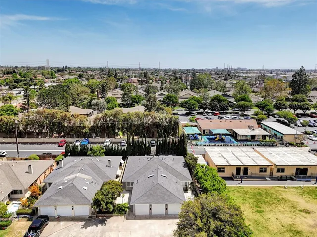 402 E Glendale Drive, Orange, California 92865
