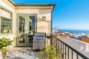 320 33rd, Manhattan Beach, California 90266