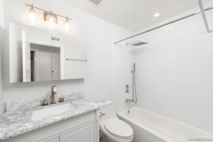 10644 Villa Bonita, Spring Valley, California 91978