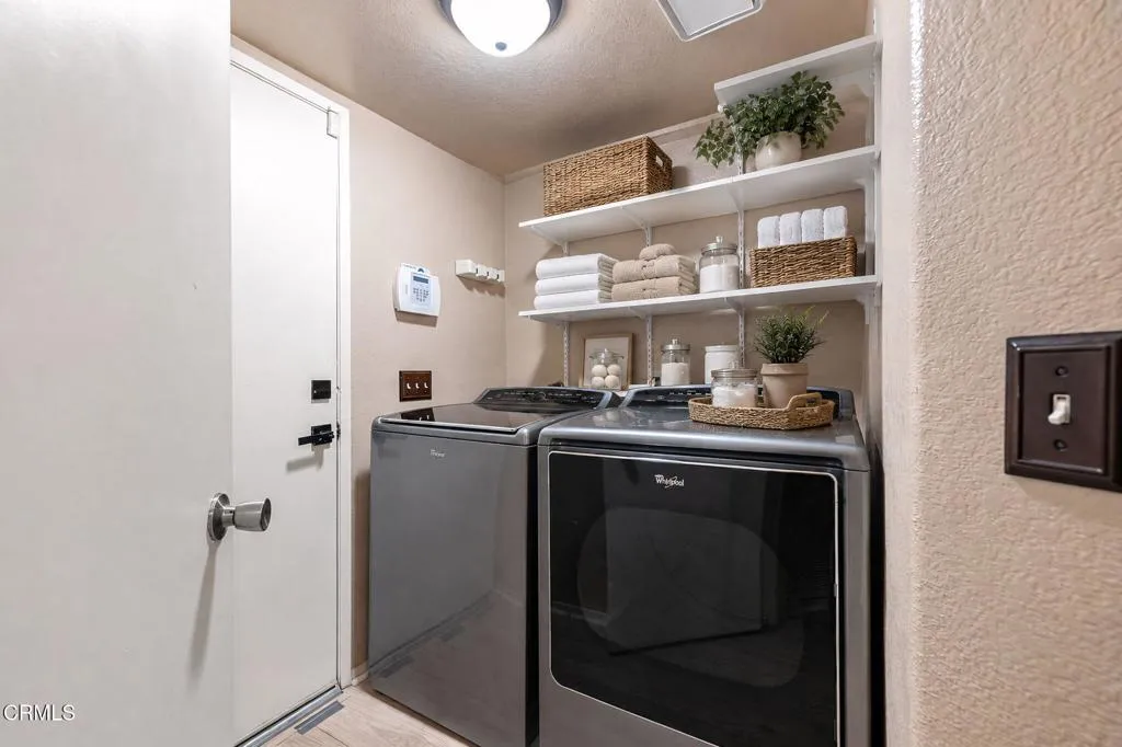43-web-or-mls-Laundry Room