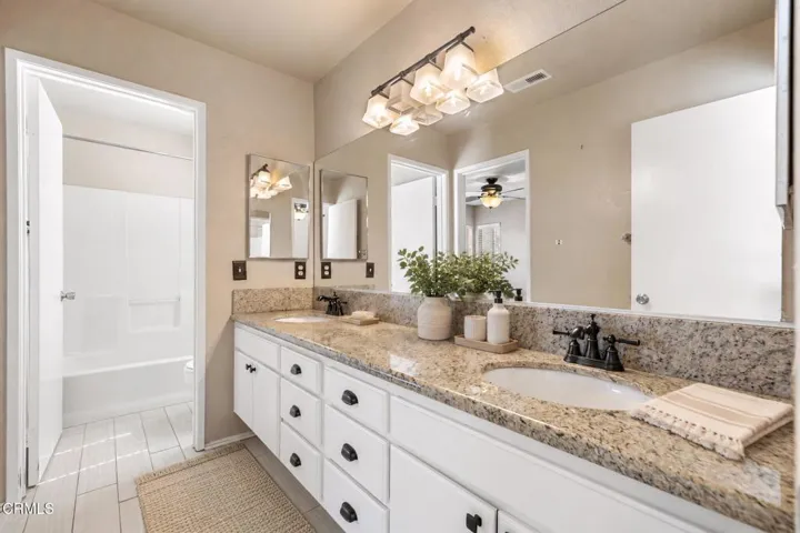 39-web-or-mls-Bathroom 3 (Jack & Jill)