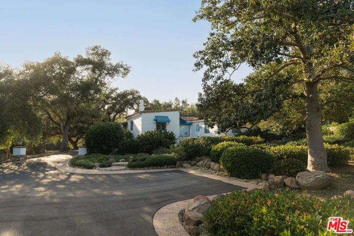 660 /670 Buena Vista Drive, Montecito, California 93108