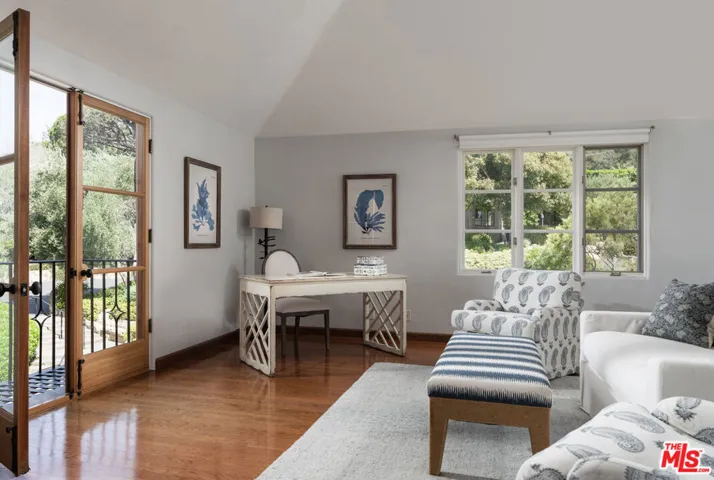 660 /670 Buena Vista Drive, Montecito, California 93108