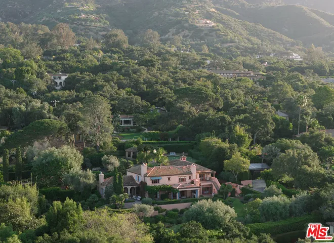 660 /670 Buena Vista Drive, Montecito, California 93108