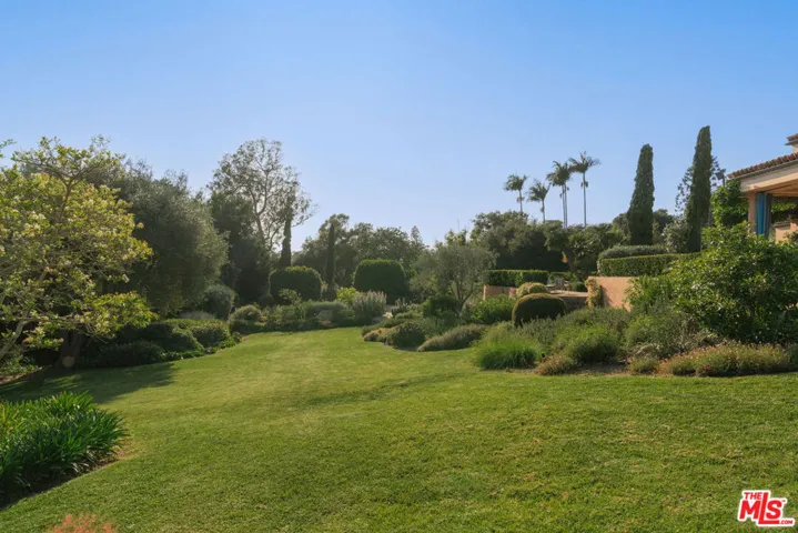 660 /670 Buena Vista Drive, Montecito, California 93108