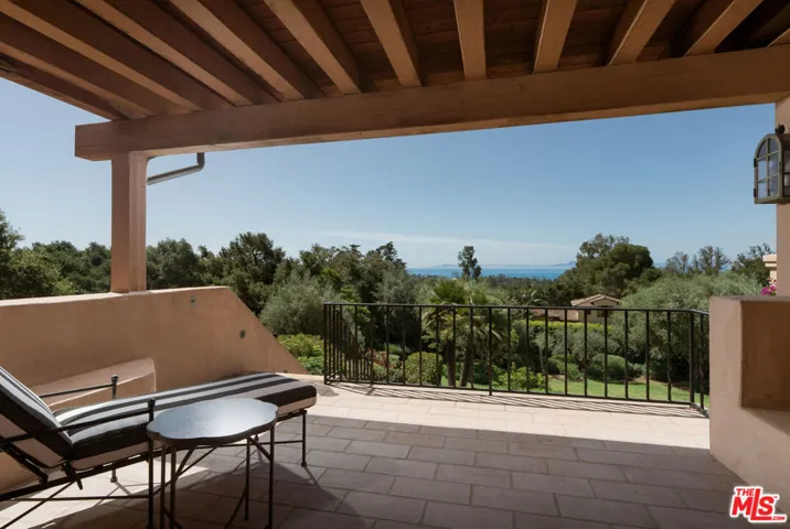 660 /670 Buena Vista Drive, Montecito, California 93108