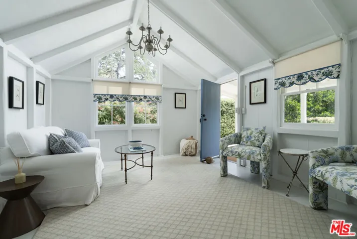 660 /670 Buena Vista Drive, Montecito, California 93108