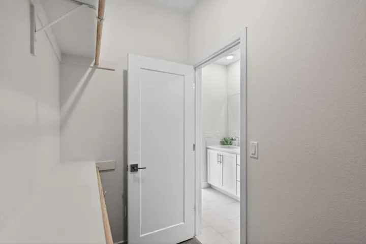 3891 Vanguard 1004, Fremont, California 94538