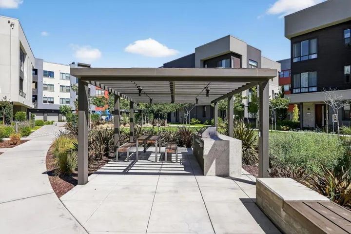 3891 Vanguard 1004, Fremont, California 94538