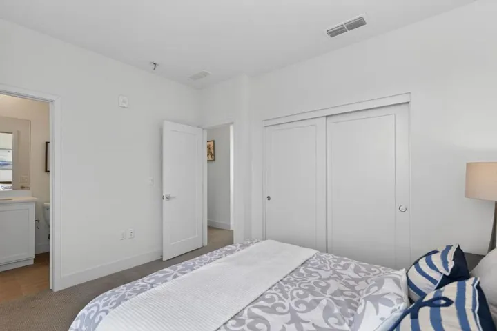 3891 Vanguard 1004, Fremont, California 94538