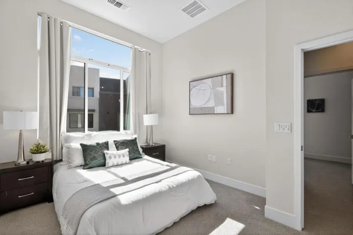 3891 Vanguard 1004, Fremont, California 94538