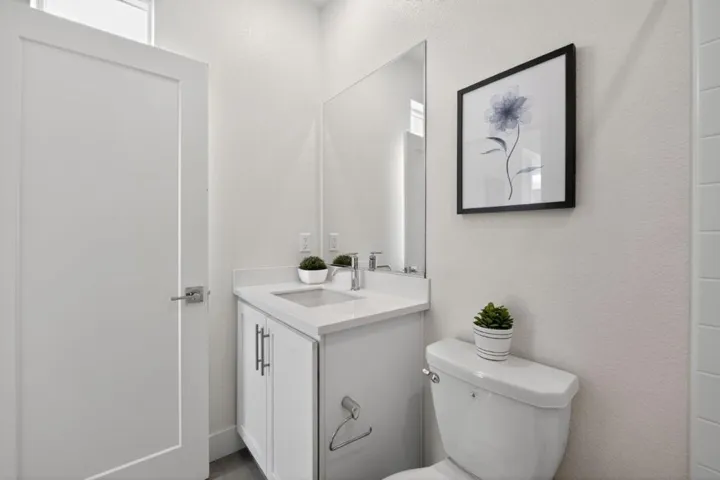 3891 Vanguard 1004, Fremont, California 94538