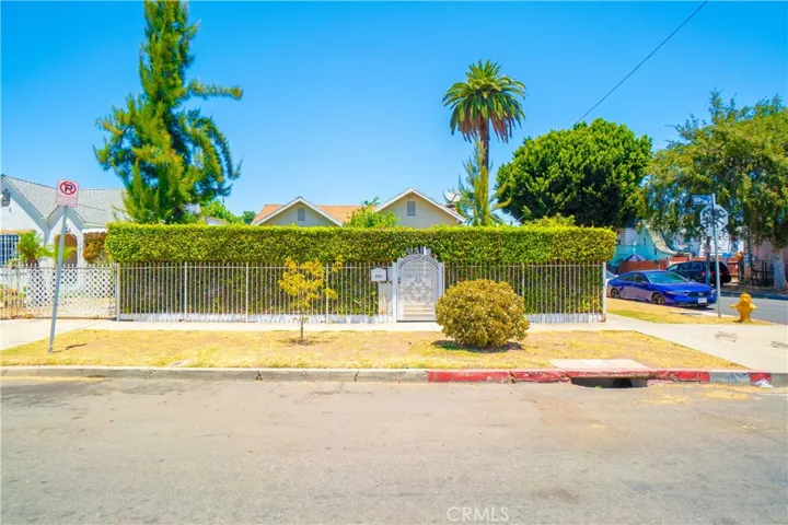 201 W 103rd, Los Angeles, California 90003