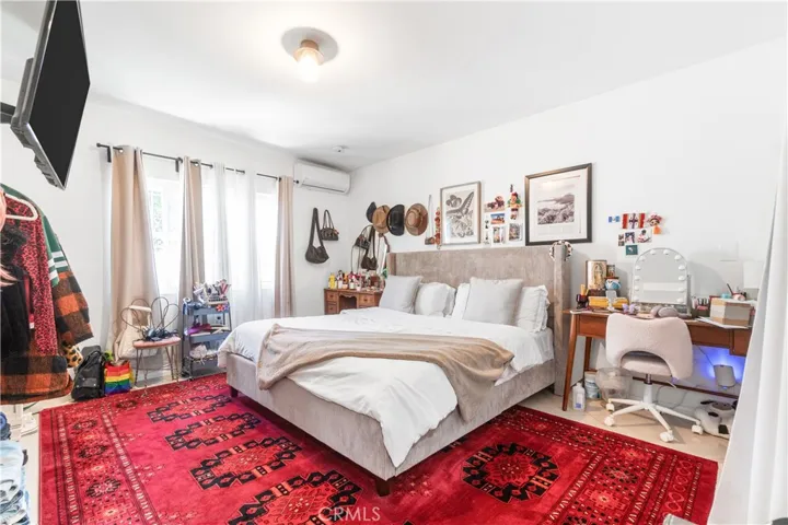201 W 103rd, Los Angeles, California 90003