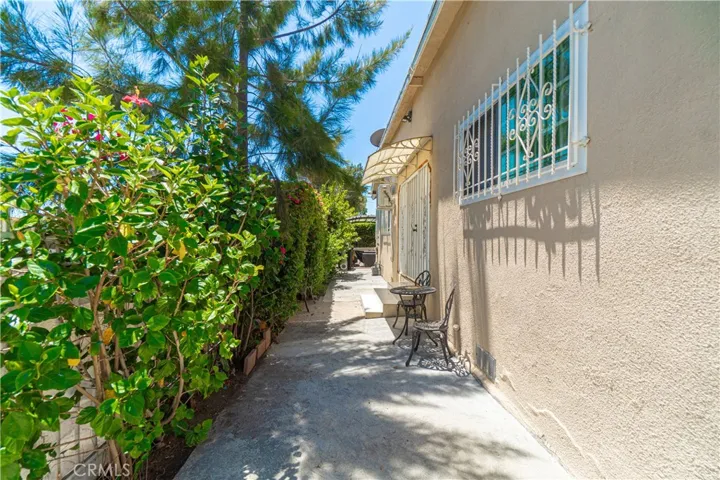 201 W 103rd, Los Angeles, California 90003