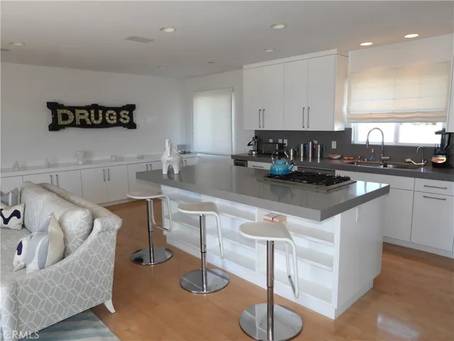 417 Marine Avenue, Manhattan Beach, California 90266