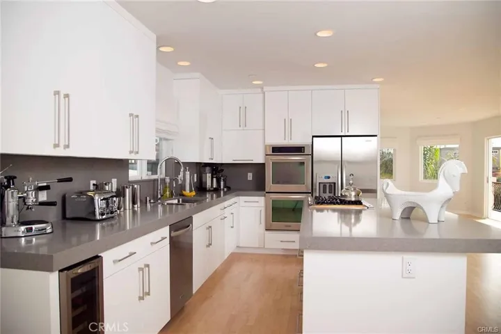 417 Marine Avenue, Manhattan Beach, California 90266