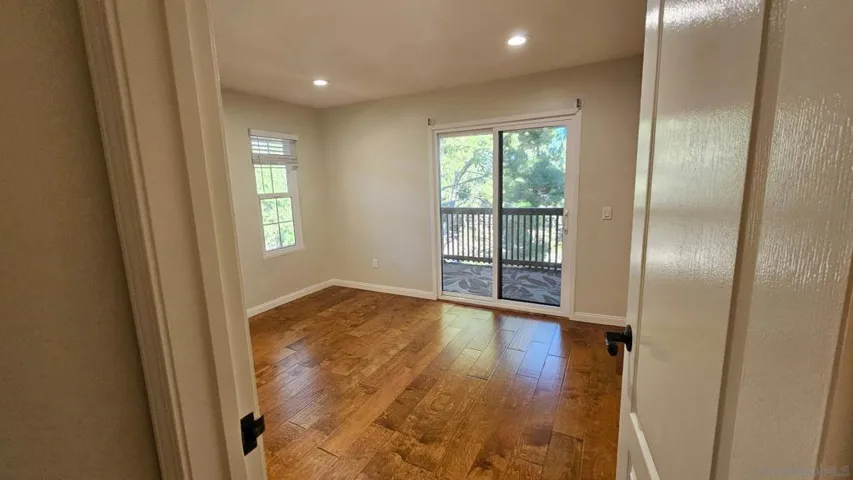 12091 Alta Carmel Ct 10, San Diego, California 92128