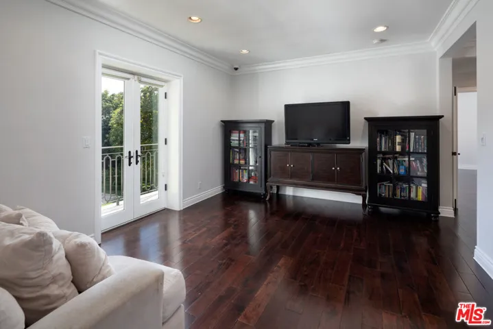 10914 Bellagio Road, Los Angeles, California 90077