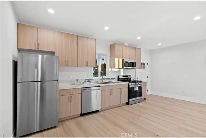 8635 Le Berthon, Sunland, California 91040