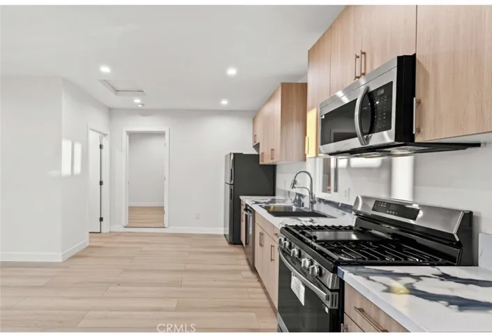 8635 Le Berthon, Sunland, California 91040