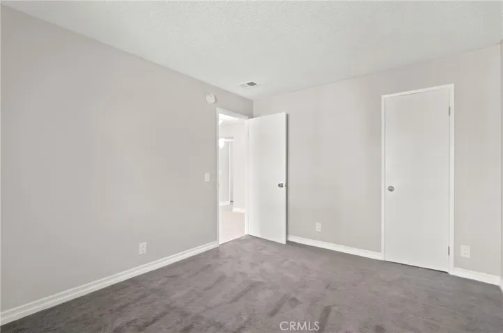 15425 Sherman Way 211, Van Nuys, California 91406