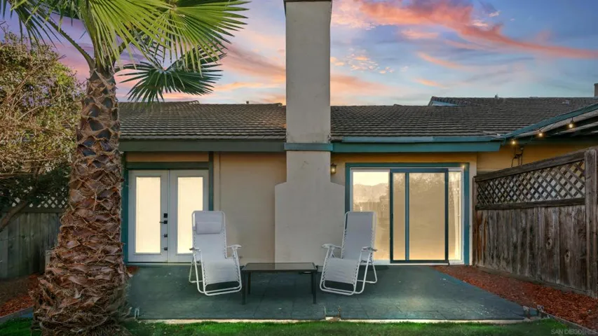 422 Devonshire Gln, Escondido, California 92027