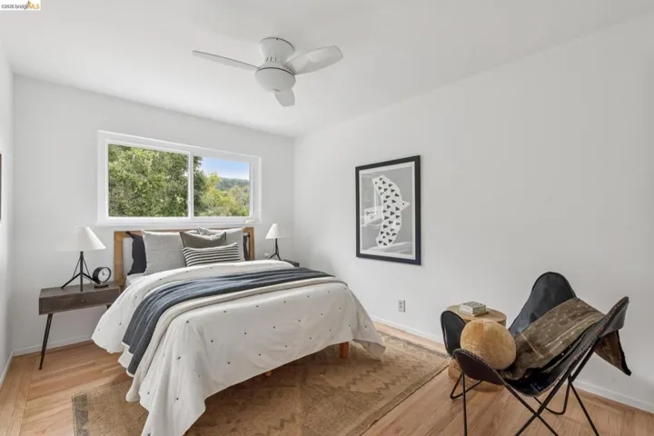 21 Orinda Vista Dr, Oakland, California 94605