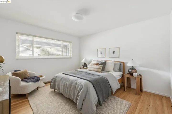 21 Orinda Vista Dr, Oakland, California 94605
