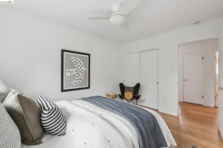 21 Orinda Vista Dr, Oakland, California 94605
