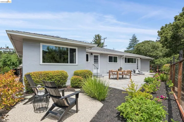 21 Orinda Vista Dr, Oakland, California 94605