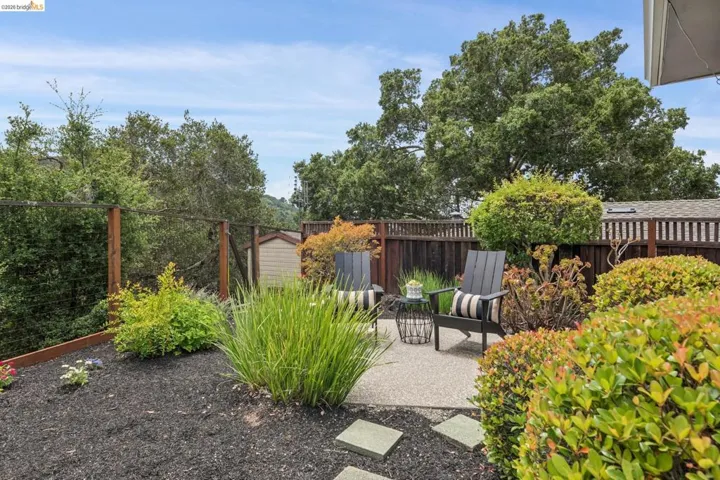 21 Orinda Vista Dr, Oakland, California 94605