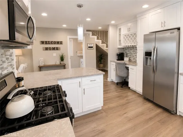 401 Eton, Burbank, California 91504