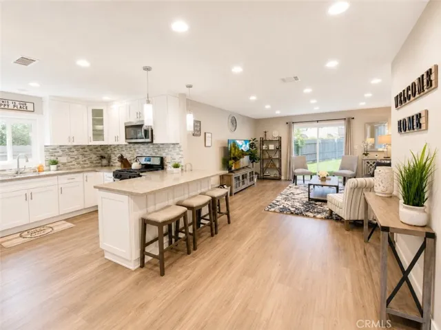 401 Eton, Burbank, California 91504