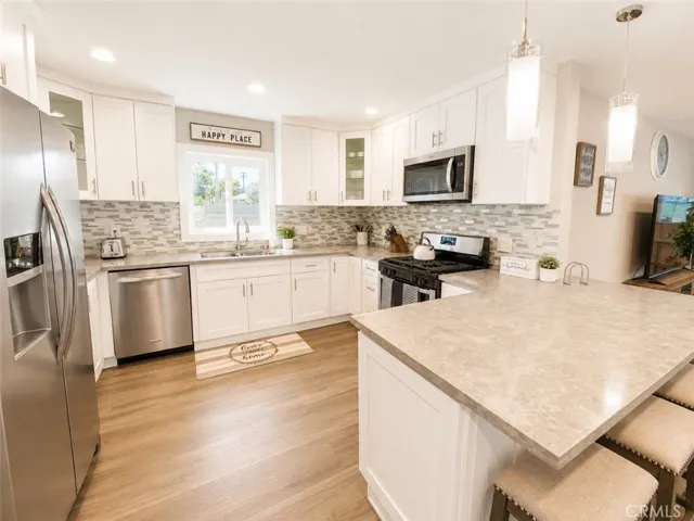 401 Eton, Burbank, California 91504