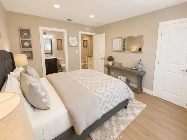 401 Eton, Burbank, California 91504