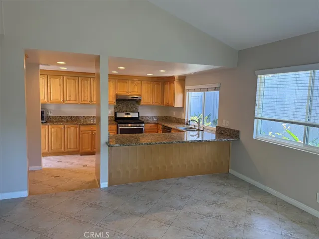 41 Sparrowhawk, Irvine, California 92604