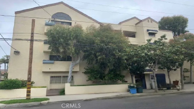 front view of condo