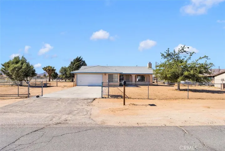 21930 Mohican Avenue, Apple Valley, California 92307
