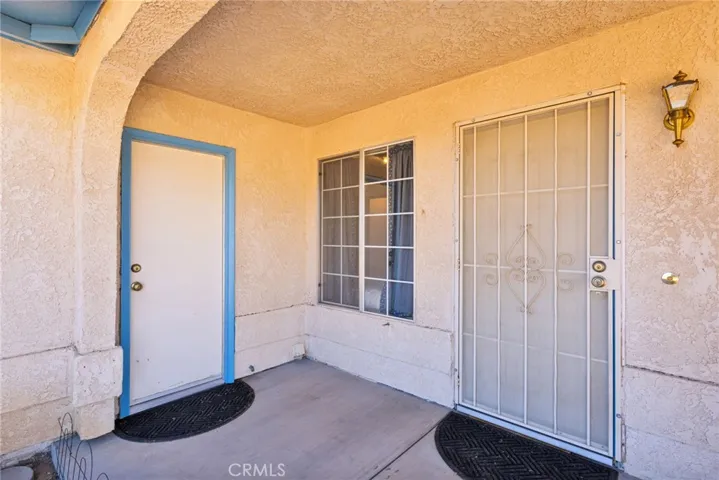 21930 Mohican Avenue, Apple Valley, California 92307