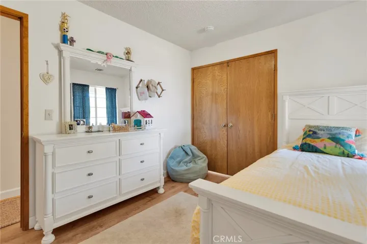 21930 Mohican Avenue, Apple Valley, California 92307