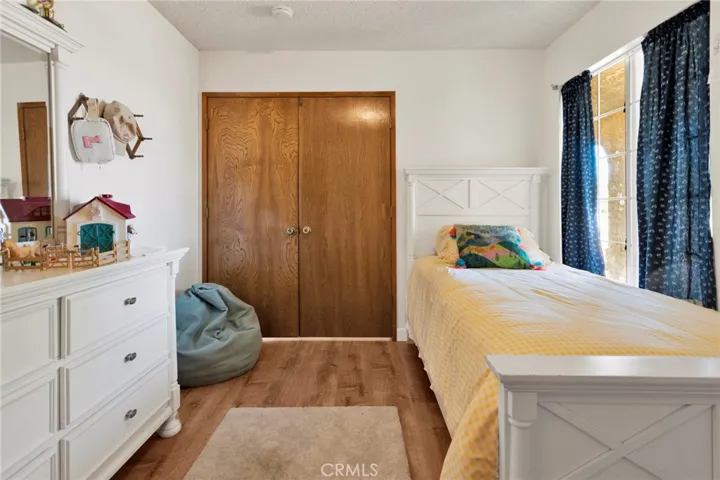 21930 Mohican Avenue, Apple Valley, California 92307