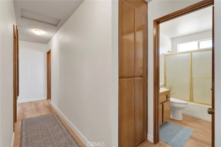 21930 Mohican Avenue, Apple Valley, California 92307
