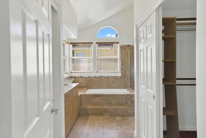 11873 Wilmington Rd, San Diego, California 92128