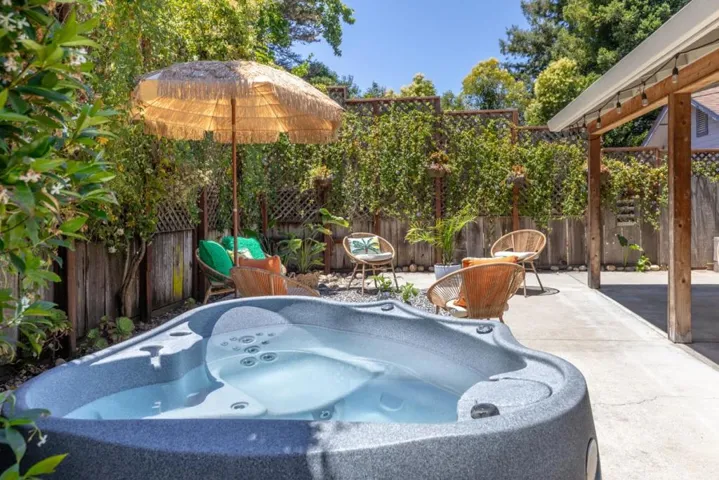 1739 Katrina Court, Santa Cruz, California 95062