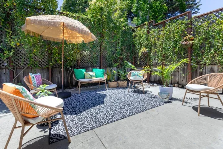 1739 Katrina Court, Santa Cruz, California 95062