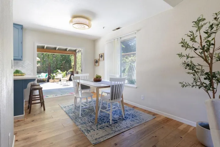1739 Katrina Court, Santa Cruz, California 95062