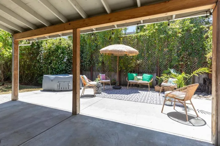 1739 Katrina Court, Santa Cruz, California 95062