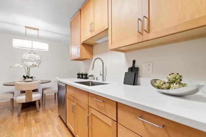 400 Ortega Avenue 122, Mountain View, California 94040