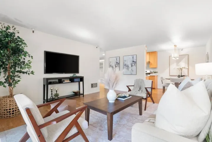 400 Ortega Avenue 122, Mountain View, California 94040